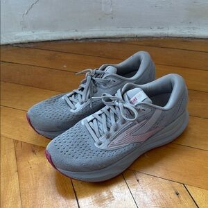 Brooks Gray and Pink Running Shoes